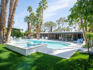 West Elm House: The Seven-Eighty - Palm Springs - 2
