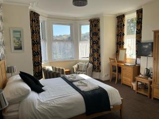 Cairn House - Ilfracombe - 2