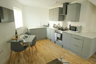 The Swell by Guestz - 9