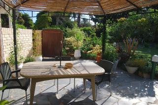 Port Elizabeth Guest House - 9