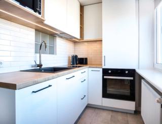 Dream Stay Apartment with Free Parking close to Central Bus Station - 3