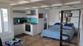 Bonbonniere in Chiaia district - 8