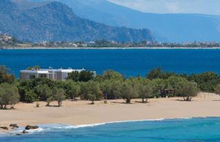 Cedar Bay Beachside Villas - 2