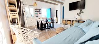 Seaside cottage 'Little white port' - 9