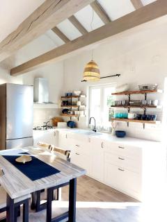 Seaside cottage 'Little white port' - 3