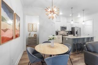 ALL NEW - Designer Luxury 3BR Townhouse - Near LSU - Baton Rouge - 2