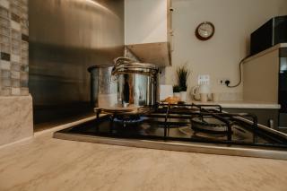 Coyle House, 3 bed,Corby, super kings or twins, driveway, free wi-fi, corporates welcome - Corby - 1