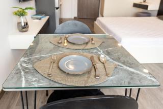 F-Hotel & Apartment - Ho Chi Minh - 2