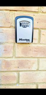 APARTMENT WITH PRIVATE HOT TUB, SAUNA, ICE BATH, GYM - Rainham - 4