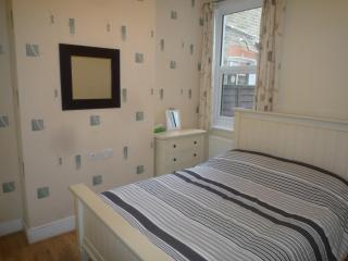 Boundary Road, 1 Bedroom & 2 Bedroom Flats - 1