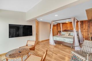 Stunning Mountain Retreat in Campton, Perfect for Skiing and Year-Round Fun - Campton - 7