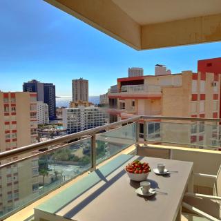 Luxury Apartment Boutique TorreSol, free parking, Wi-Fi, pool, - Benidorm - 4
