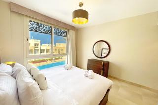 Homestyle 3BR Penthouse Pool & Beach View - Hurghada - 4