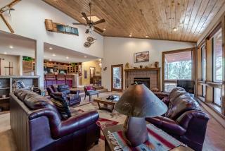Christi and Dons Nuthouse - Ruidoso - 7