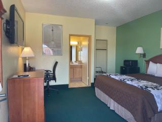 Relax Inn Dilley - Dilley - 7