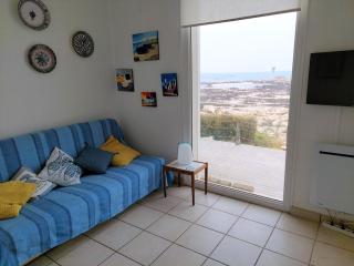 Fisherman's House in Brittany by the Sea - 6