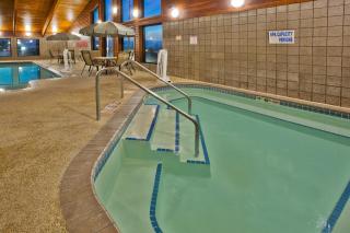 AmericInn by Wyndham Lincoln North - 5