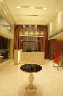Comfort Inn Legacy - Rajkot - 7