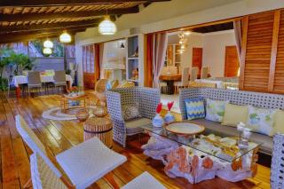Luxury Sakina Villa - Beachfront - 6