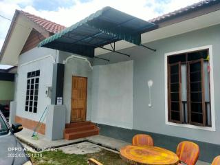Ulya Homestay 2 - Alor Lintah - 2