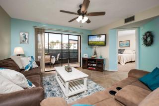 Ocean Village Club E15 - 7