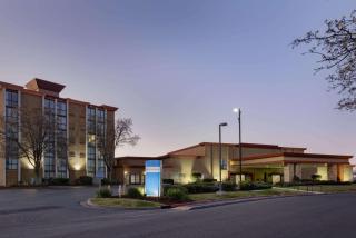 Wyndham Sacramento - Sacramento - 6