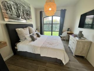 La Chambre Cézanne - 4