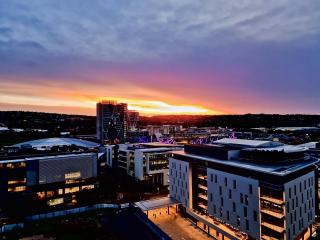 Luxurious Menlyn Maine 1 Bedroom on 12th Floor with Stunning Views & No Load Shedding - 7