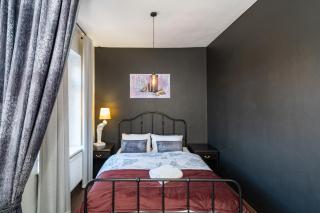 Retro Studio Old Town Apartment by Domvia - 6