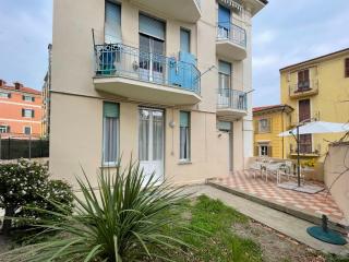 Apartment 8 1-2 by Interhome - Imperia - 0