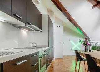 Downtown - Chiado & Me 2 - 3