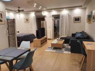 Tony's suite with parking - Atene - 3
