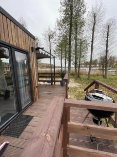 XOXO Lake House - 8
