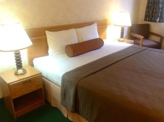 Guest House Inn - 8