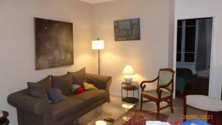 Suite 22 - 3