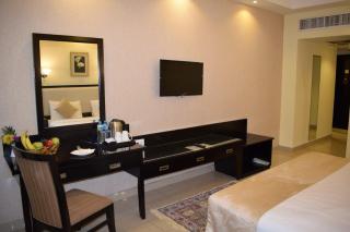 Palm Beach Hotel - 1