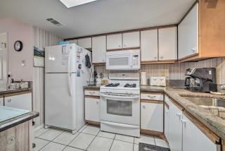 Panama City Beach Townhome - Walk to Beach! - Panama City Beach - 2