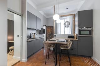 Charming 2 Bdr Old Town - 0