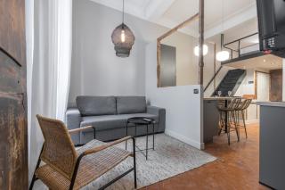 Charming 2 Bdr Old Town - 6