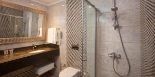 Oz Hotels Side Premium - Side - 5