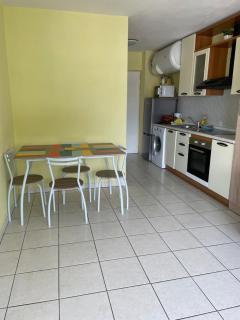 LUMINEUX 2 PIECES, TERRASSE, GARAGE PRIVE, en BORD DE MER - 5