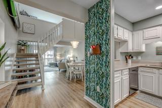 Large Family Friendly Condo - Steps to the Beach! - Myrtle Beach - 0