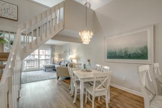 Large Family Friendly Condo - Steps to the Beach! - Myrtle Beach - 8