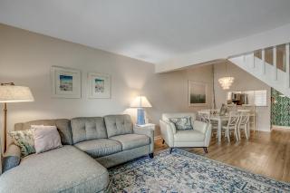 Large Family Friendly Condo - Steps to the Beach! - Myrtle Beach - 2
