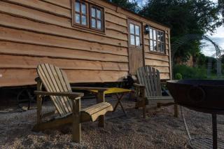 Luxury, rural Shepherds Hut with hot tub nr Bath - Bristol - 5