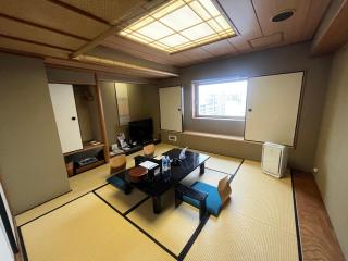 Jasmac Plaza Hotel - 1