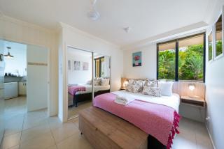 ☆Airliedise☆NO hills☆Kitchen☆5min walk 2 Ferry terminal☆WiFi☆Netflix - Airlie Beach - 9