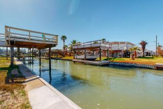 Dock Holiday - 7