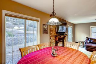 Anglers Rest - Oakhurst - 3