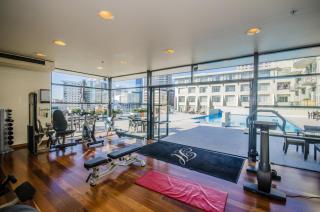 Sky Tower Serenity + Rooftop Pool - Auckland - 2